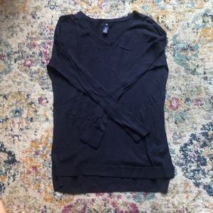 Gap Navy Blue V-Neck Thin Sweater Size S